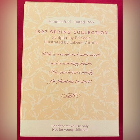 Easter Hallmark Keepsake Ornament 1997 Digging In Mouse Spring Planting Rosemary - Picture 2 of 8